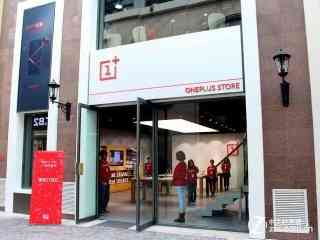 OnePlus को लगा बड़ा झटका! इस तारीख से बाजार में नहीं बिकेगा ये फोन जाने किया है वजह