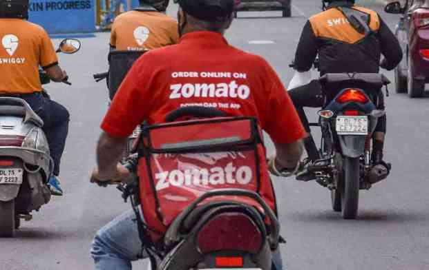 Zomato की नई तैयारी, फास्ट डिलीवरी चाहिए तो कस्टमर को देना होगा एक्स्ट्रा चार्ज जाने पूरा मामला